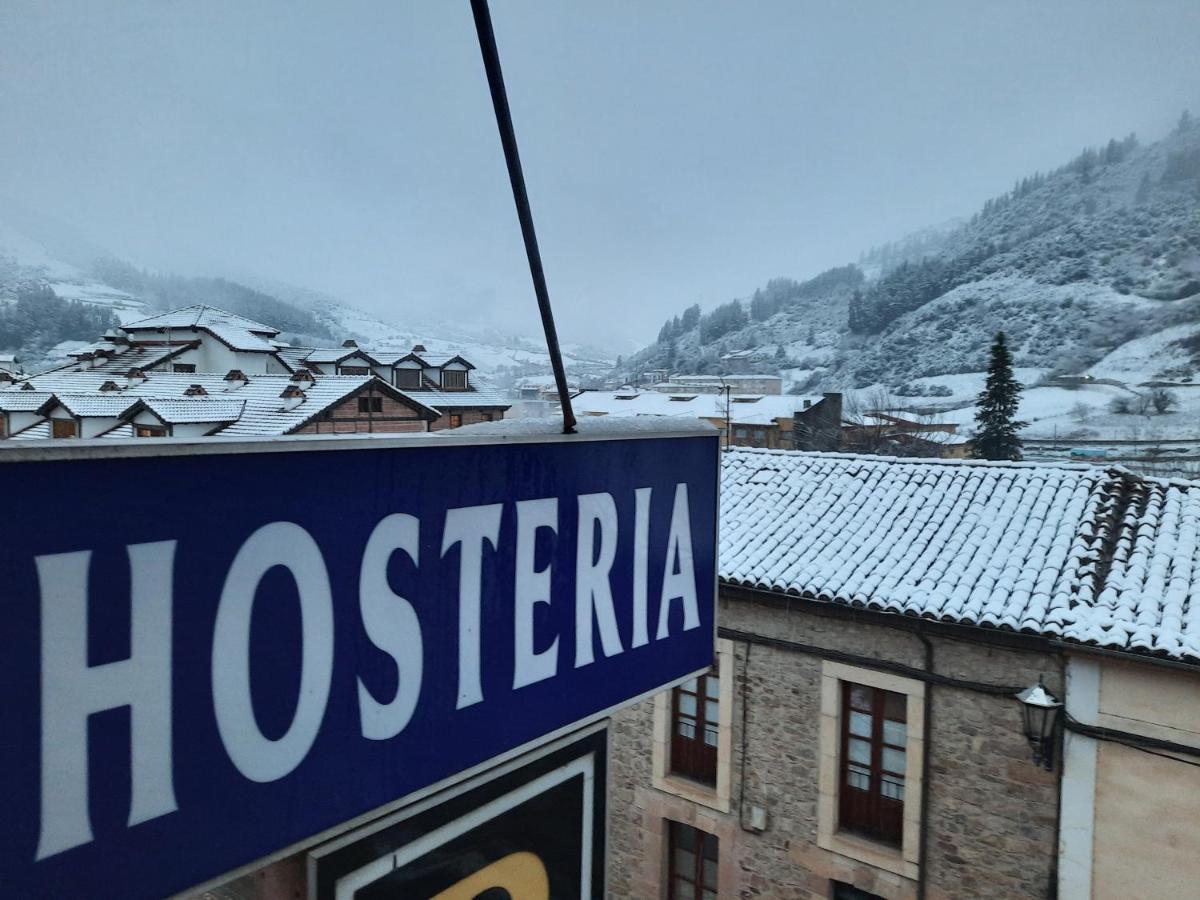 Hosteria Picos De Europa Potes Exteriör bild